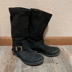 Steve Madden suede boots
